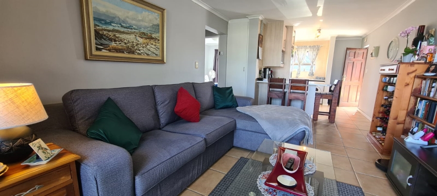 To Let 2 Bedroom Property for Rent in Burgundy Estate Western Cape